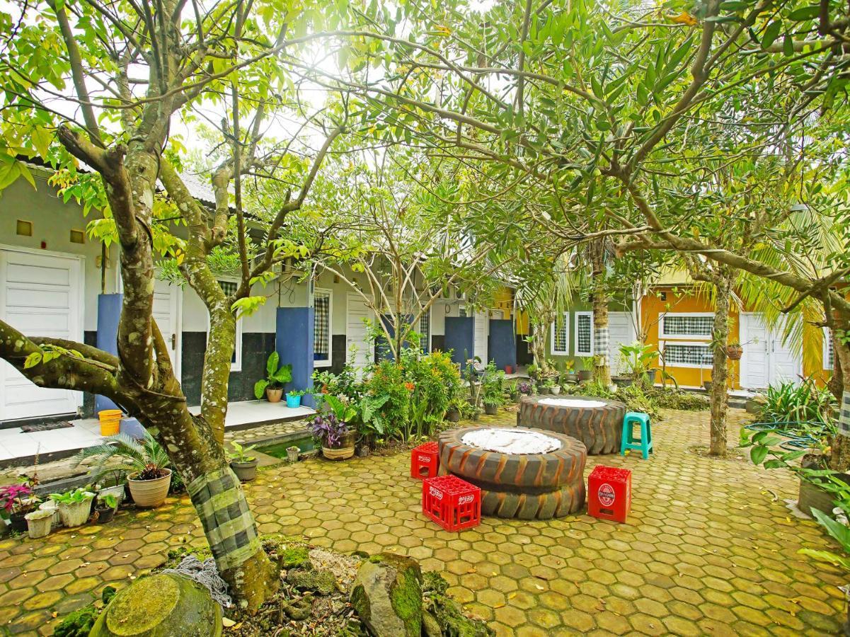 OYO 90229 Fidel Caestro Homestay Kotadalem Exterior foto